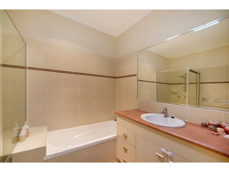 1/7 Entry Drive, Merrimac QLD 4226