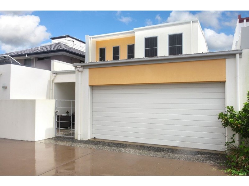 47 Sickle Avenue, Hope Island QLD 4212