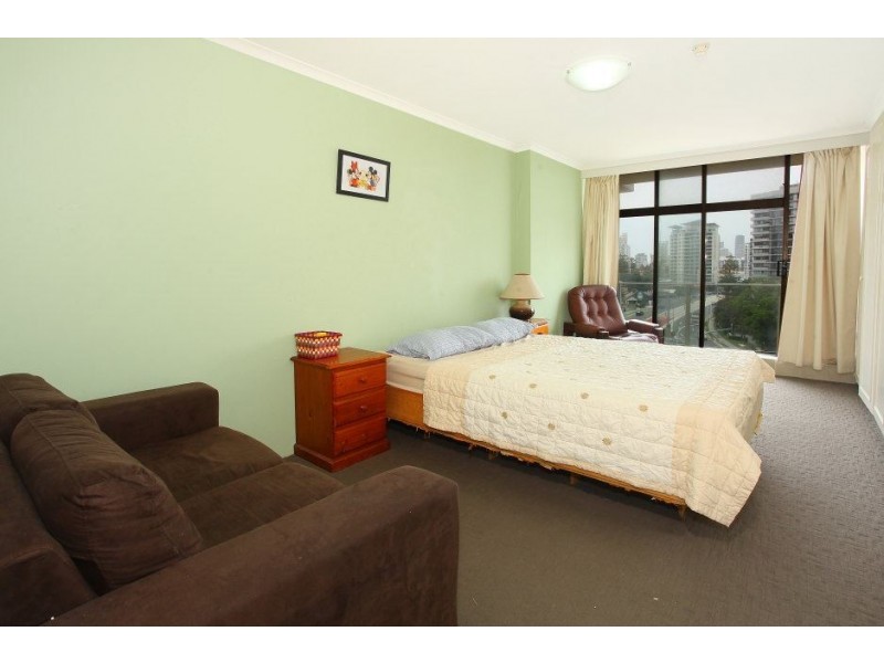 6H/33 Thornton Street, Surfers Paradise QLD 4217