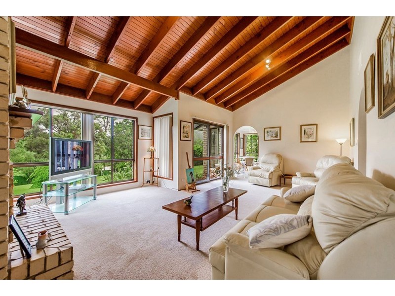 4 Old Tamborine Road, Oxenford QLD 4210