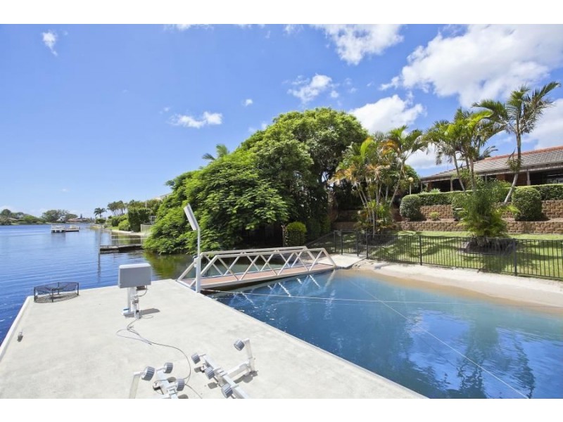 12 Winch Court, Mermaid Waters QLD 4218