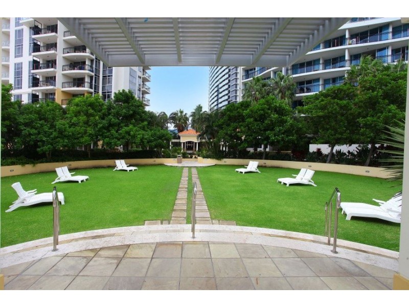 1083/23 Ferny Avenue, Surfers Paradise QLD 4217