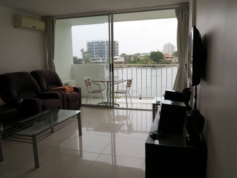 13/30 Watson Esplanade, Surfers Paradise QLD 4217