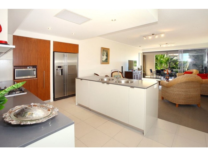 1717/1 Rialto Quay Drive (Stillwater), Hope Island QLD 4212