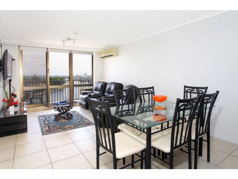 35/2940 Gold Coast Hwy, Surfers Paradise QLD 4217