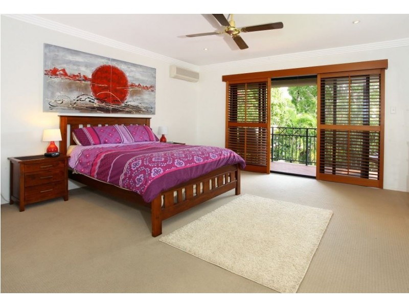 10 Meron Street, Southport QLD 4215