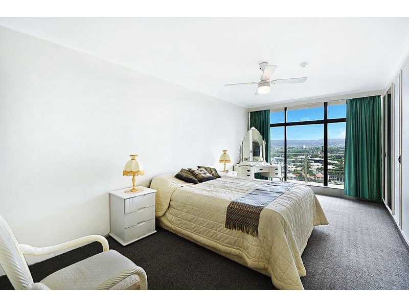 33 Thornton Street, Surfers Paradise QLD 4217