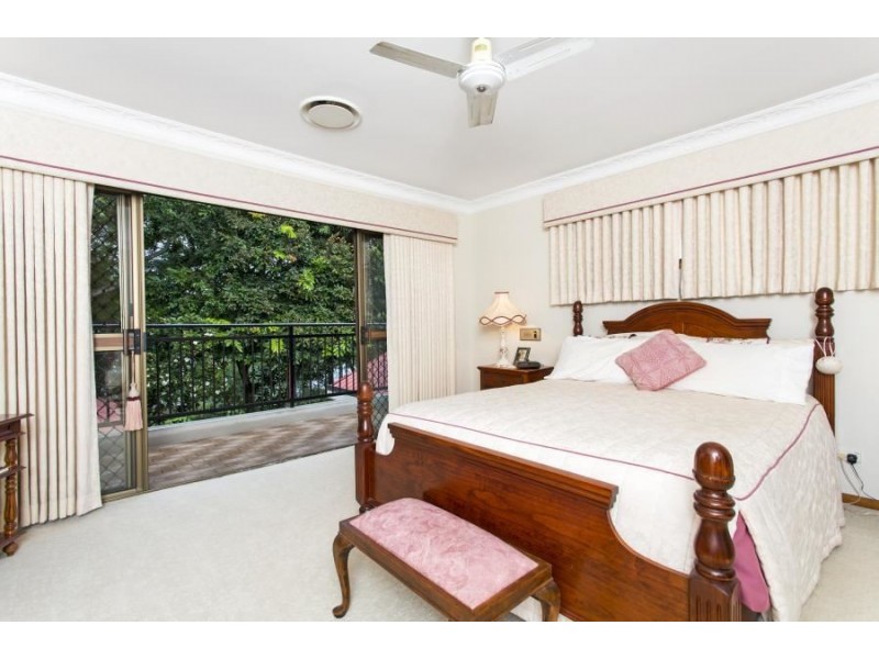 21 Nerang River Drive, Nerang QLD 4211