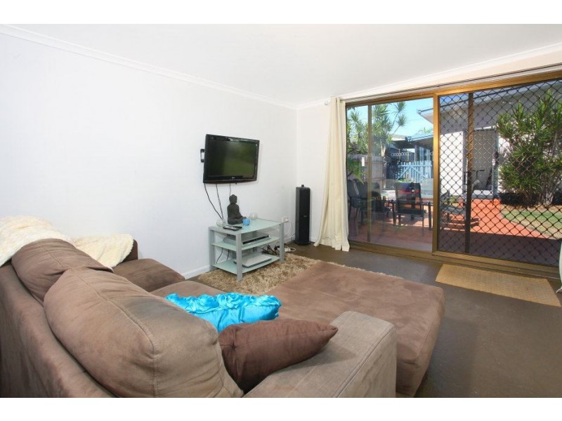 5 Nemara Street, Biggera Waters QLD 4216