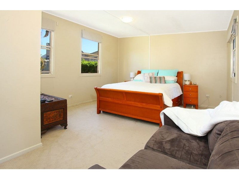 5 Nemara Street, Biggera Waters QLD 4216