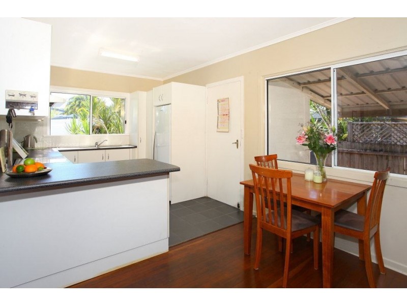 5 Nemara Street, Biggera Waters QLD 4216