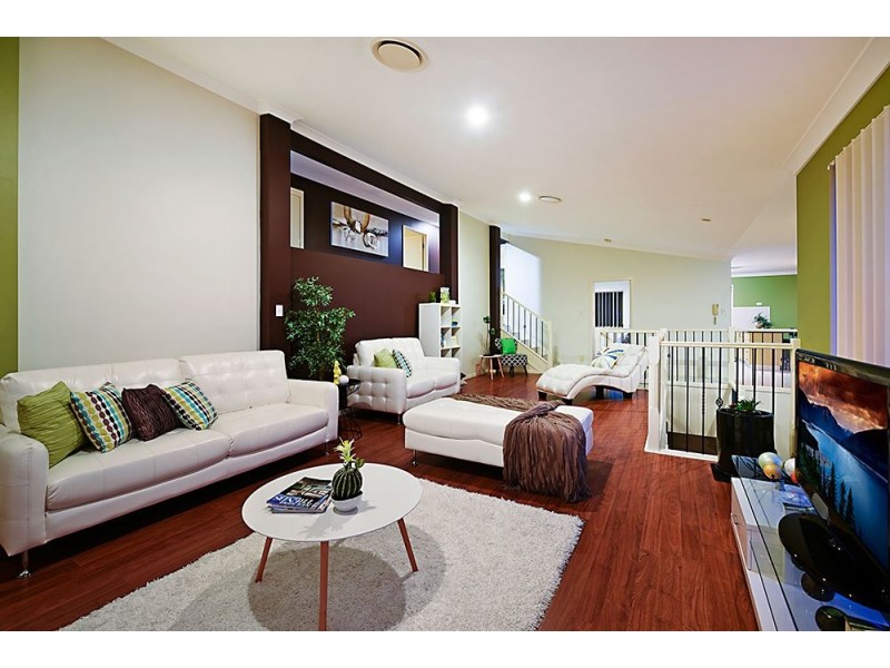 10 Sky Royal Terrace, Burleigh Heads QLD 4220