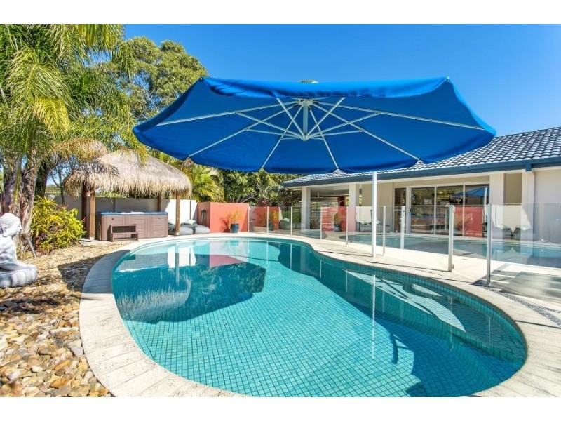 21 Goolagong Court, Broadbeach Waters QLD 4218