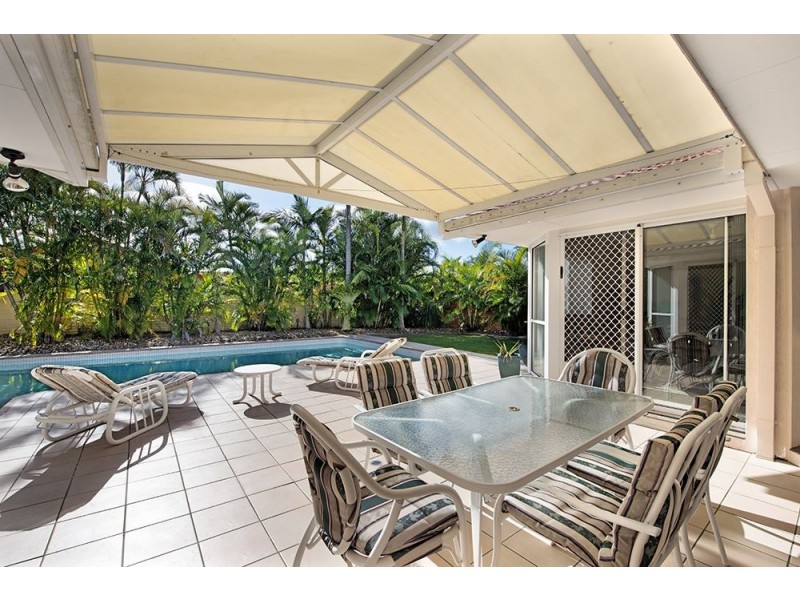 11 Santabelle Crescent, Clear Island Waters QLD 4226