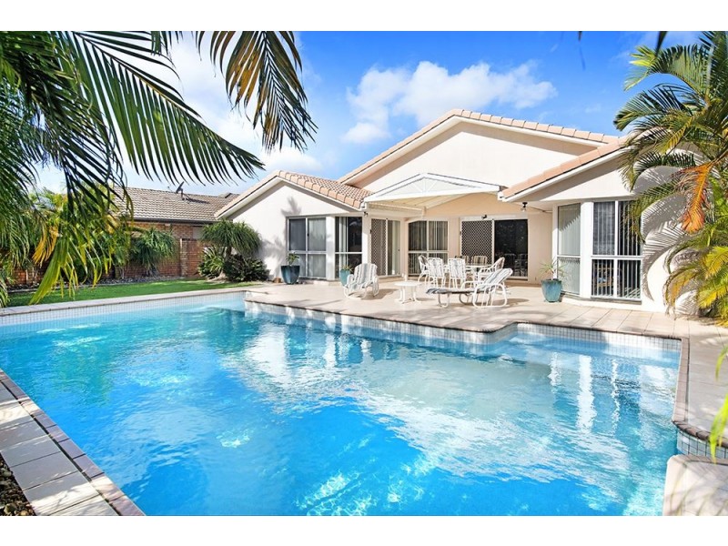 11 Santabelle Crescent, Clear Island Waters QLD 4226
