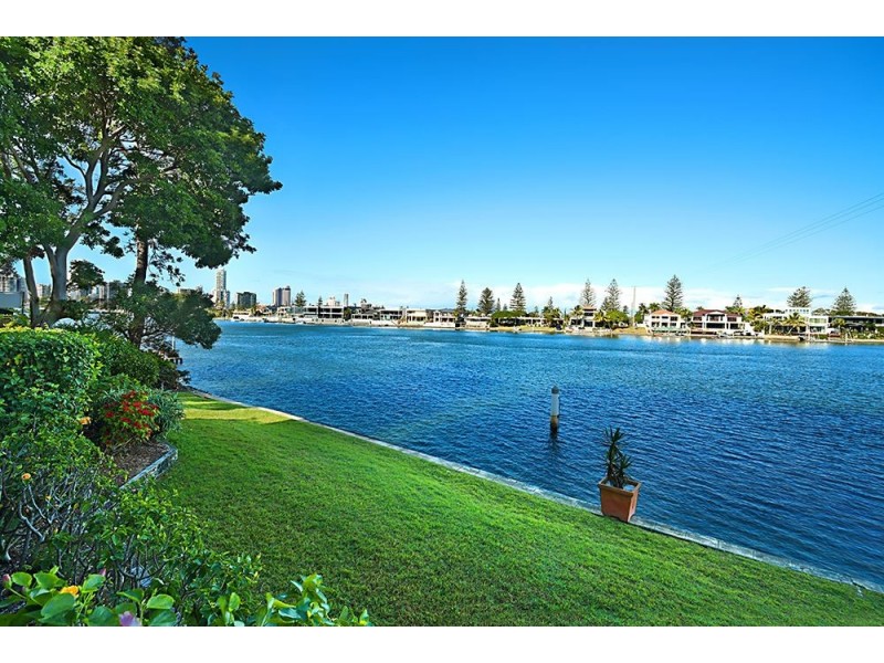 1 Peninsular Drive, Surfers Paradise QLD 4217