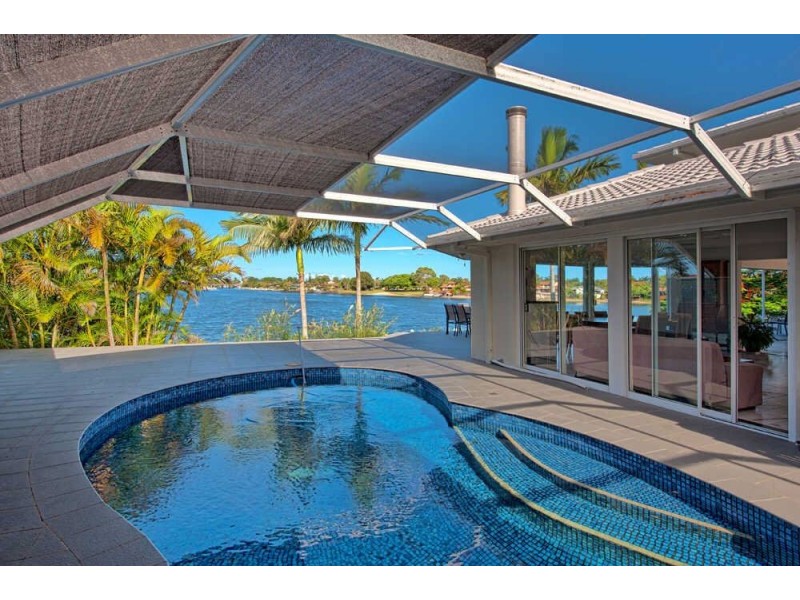 21-23 Winch Ct, Mermaid Waters QLD 4218
