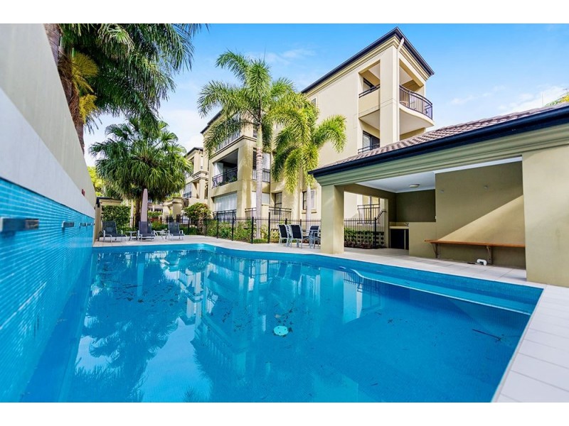 12/8 Parnoo Street, Chevron Island QLD 4217