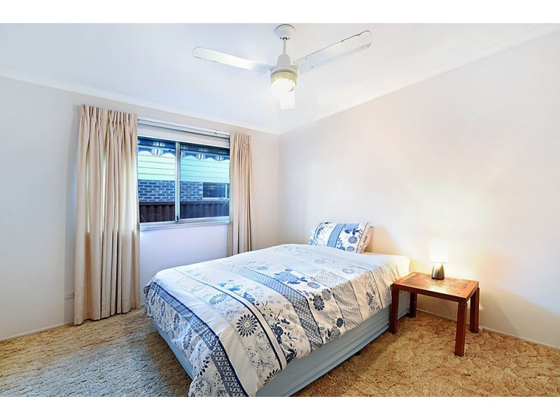 26 Waitomo Street, Broadbeach Waters QLD 4218