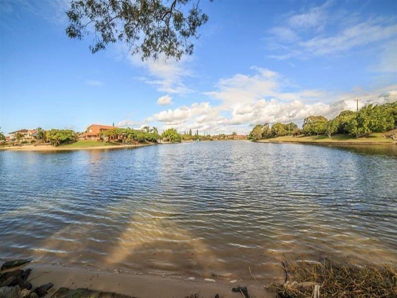 11 Tequila Court, Mermaid Waters QLD 4218