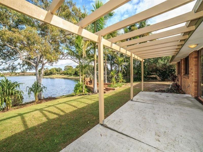 11 Tequila Court, Mermaid Waters QLD 4218