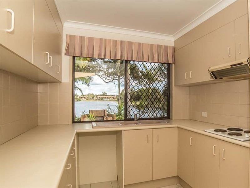 11 Tequila Court, Mermaid Waters QLD 4218