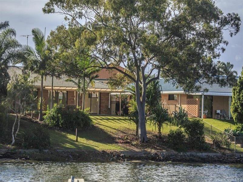 11 Tequila Court, Mermaid Waters QLD 4218