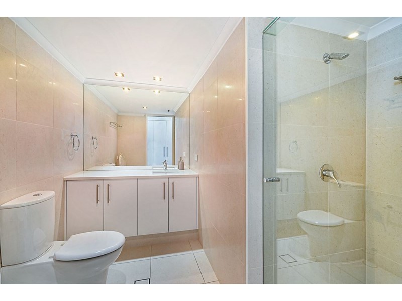 21B/3540 Main Beach Parade, Main Beach QLD 4217