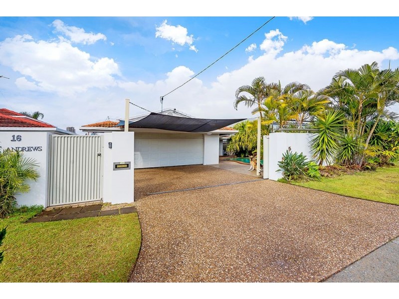16 St Andrews Avenue, Isle Of Capri QLD 4217
