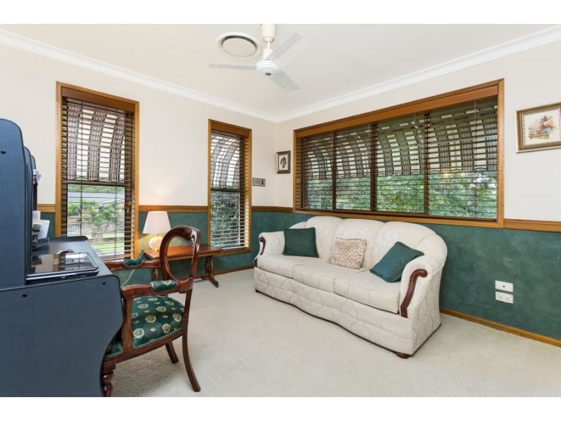 21 Nerang River Drive, Nerang QLD 4211