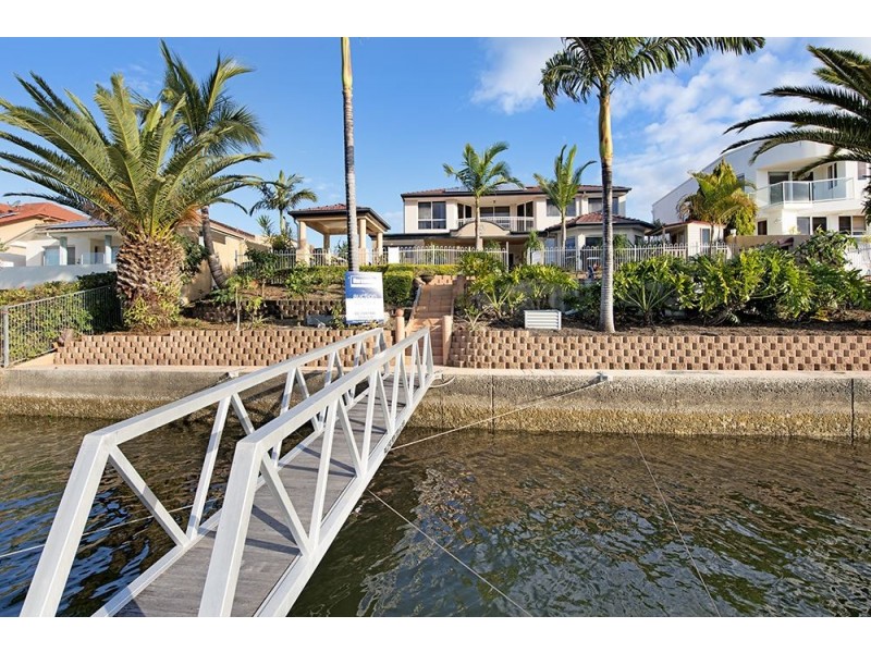 13 Karabella Court, Mermaid Waters QLD 4218