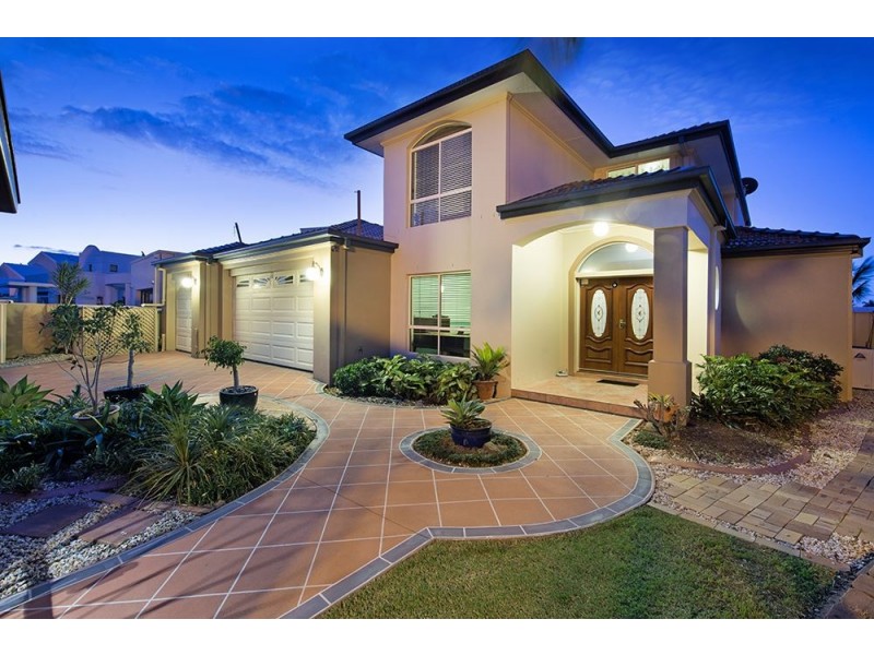 13 Karabella Court, Mermaid Waters QLD 4218