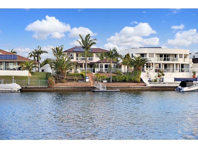 13 Karabella Court, Mermaid Waters QLD 4218