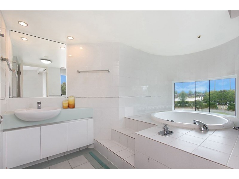 201/7 Mallana Street, Surfers Paradise QLD 4217