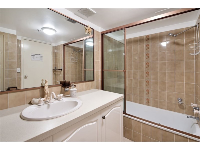 1203/5 Enderley Avenue, Surfers Paradise QLD 4217