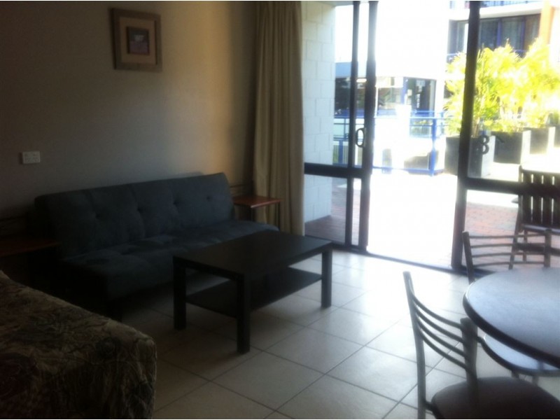 18/2877 Gold Coast Highway, Surfers Paradise QLD 4217