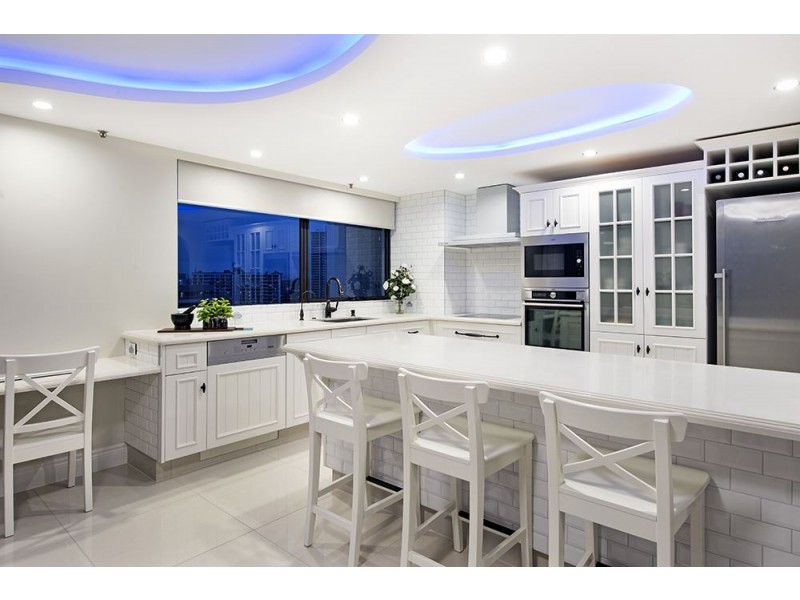 30 Laycock Street, Surfers Paradise QLD 4217