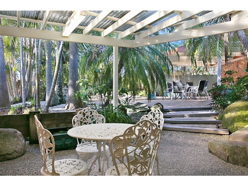 17 Firestone Court, Robina QLD 4226