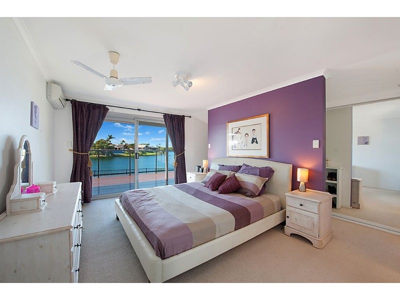 26 Peninsula Court, Mermaid Waters QLD 4218