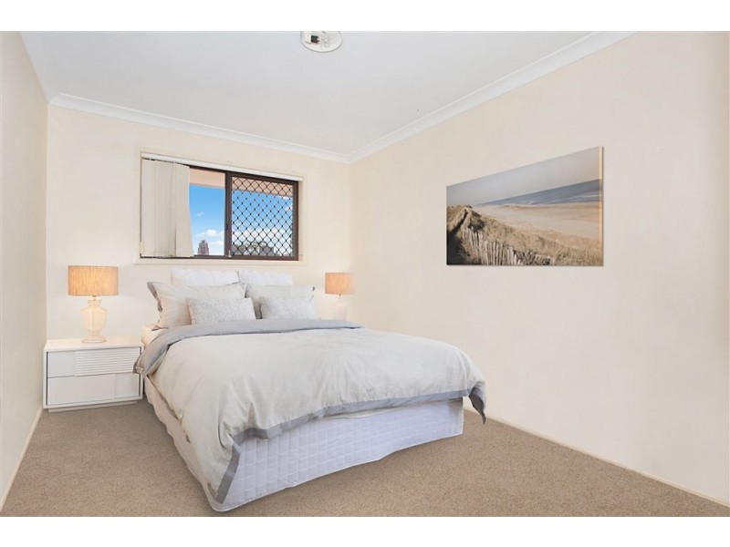 31 Thomas Drive, Surfers Paradise QLD 4217