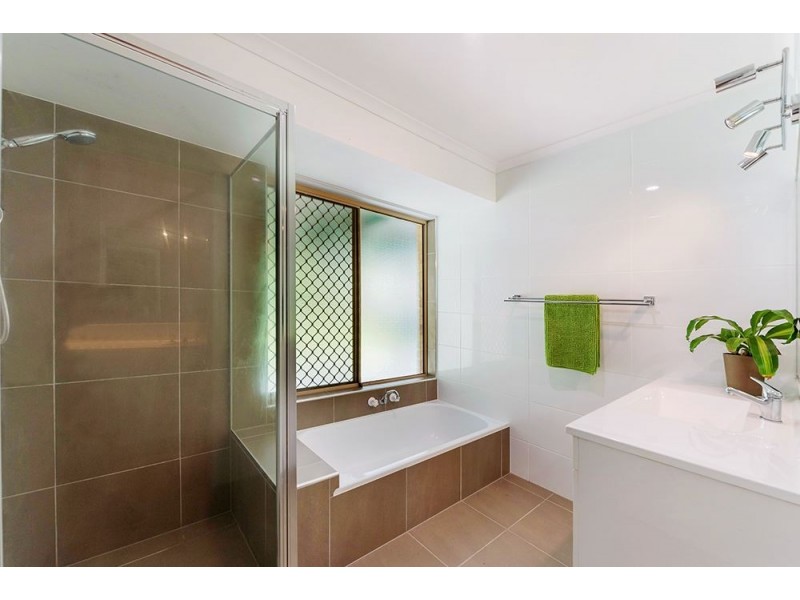 25 Glenmore Drive, Bonogin QLD 4213