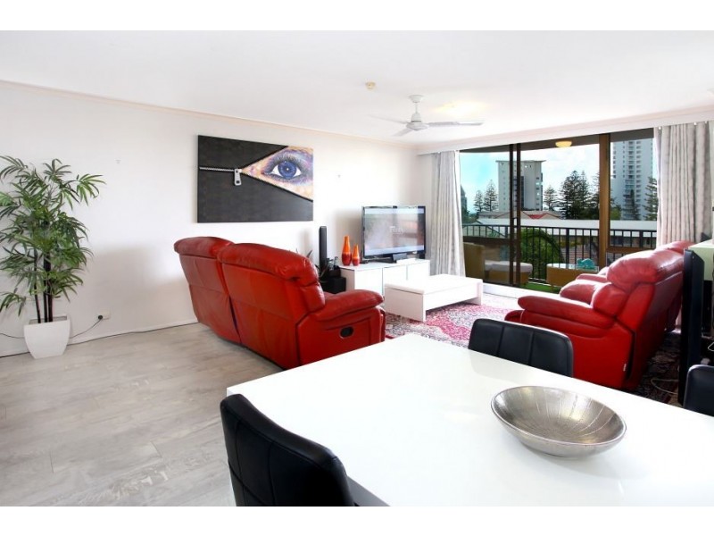 21/2940 Gold Coast Highway, Surfers Paradise QLD 4217