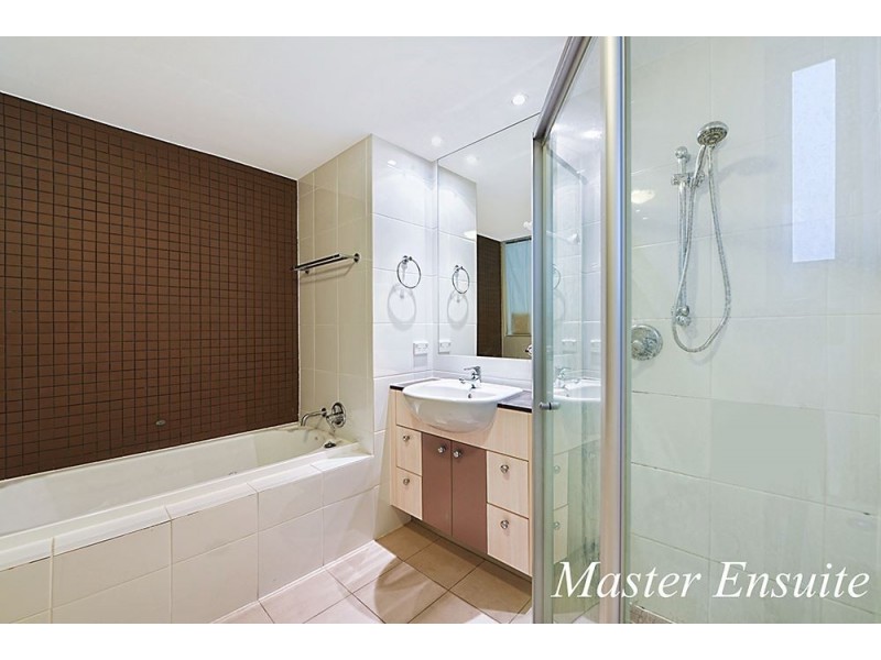 21 Cypress Avenue, Surfers Paradise QLD 4217