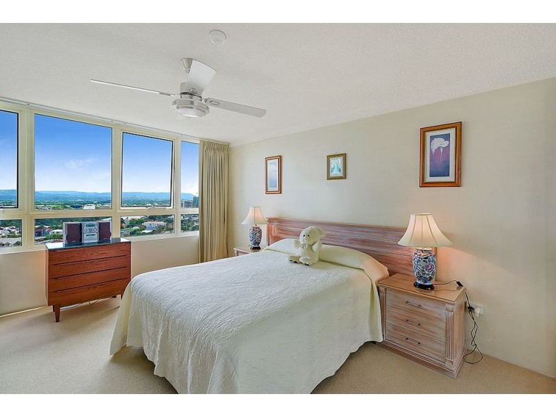 17A/2 Riverview Parade, Surfers Paradise QLD 4217