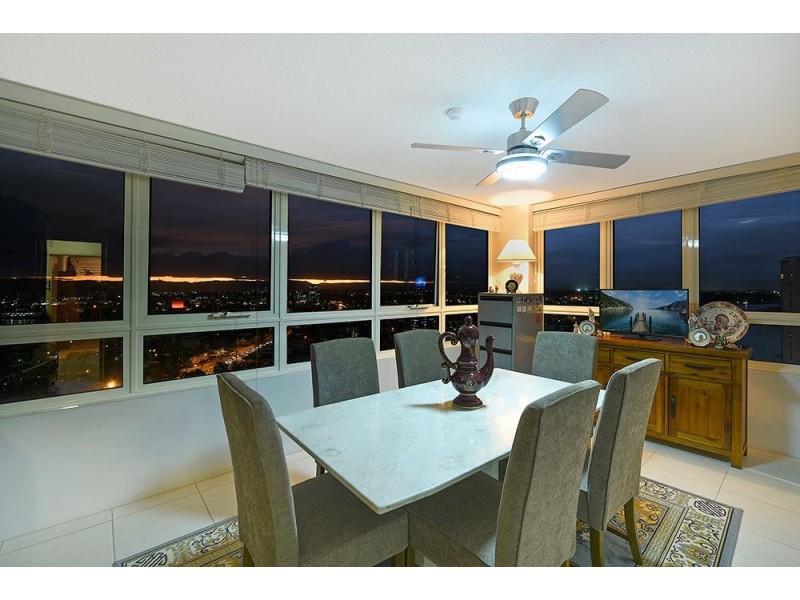 17A/2 Riverview Parade, Surfers Paradise QLD 4217
