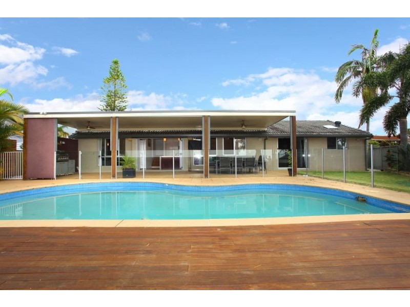 31 Aberdeen Court, Highland Park QLD 4211