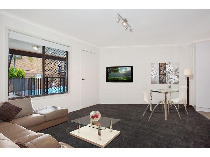 3/31 Thomas Drive, Chevron Island QLD 4217