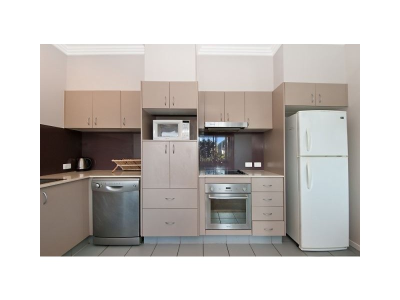 10/45 Bundall Road, Surfers Paradise QLD 4217