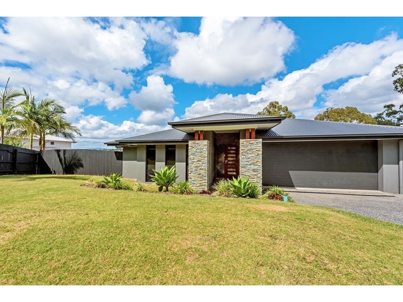 4 Mullingar Place, Carrara QLD 4211
