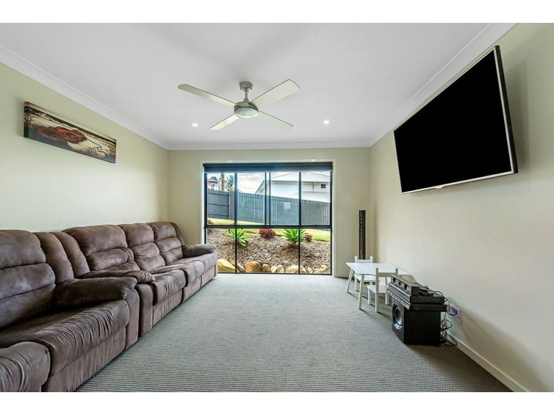 4 Mullingar Place, Carrara QLD 4211